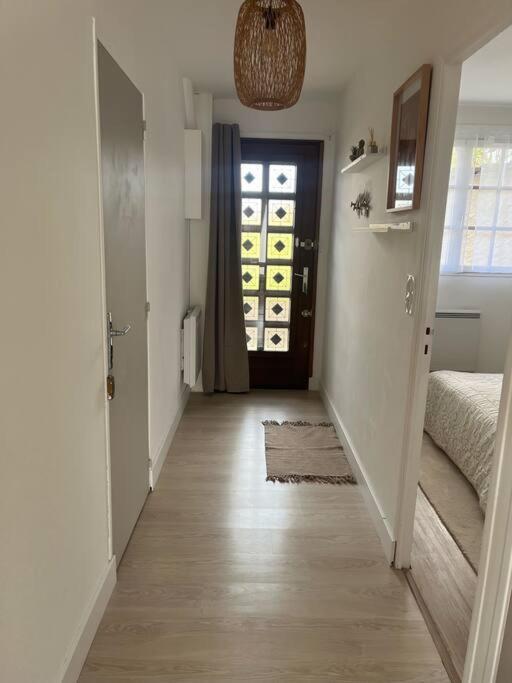 Petite Maison Cosy En Campagne Neuilly  Экстерьер фото